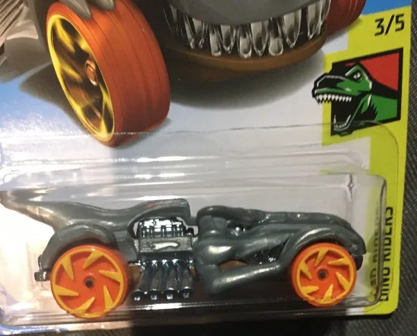 T-Rextroyer 2019 Hot Wheels (Dino Riders)