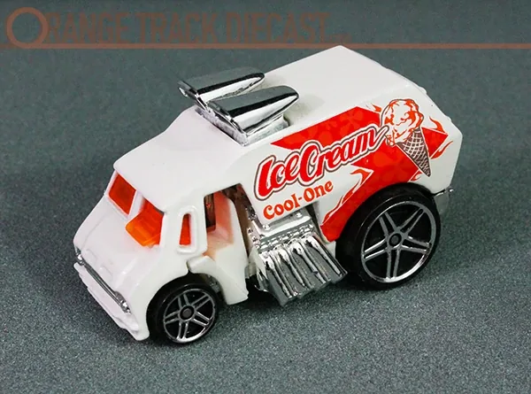 Cool-One 2004 Hot Wheels (2004 First Editions)