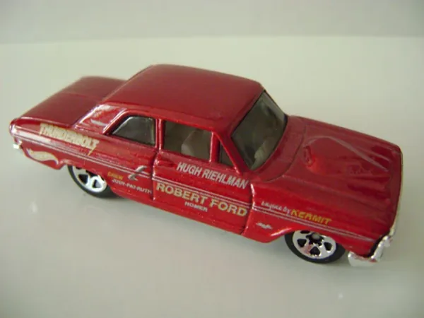 Ford Thunderbolt 2002 Hot Wheels (2002 Hot Wheels)