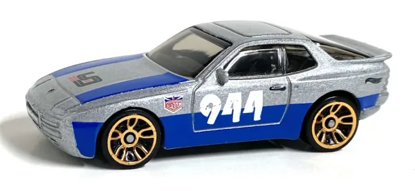 '89 Porsche 944 Turbo 2021 Hot Wheels (HW Turbo)