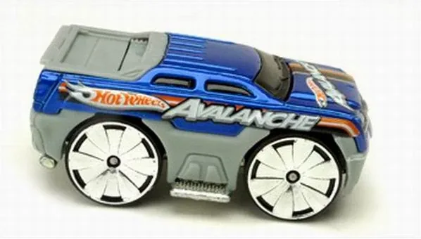 Blings Chevy Avalanche 2004 Hot Wheels (2004 First Editions)