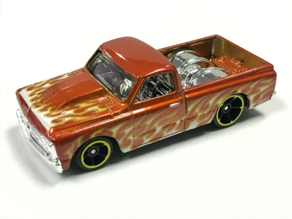 '67 Chevy C10 2019 Hot Wheels (HW Flames)