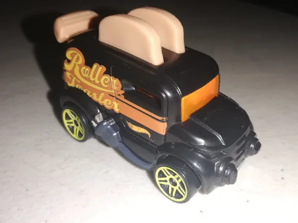 Roller Toaster 2019 Hot Wheels (Experimotors)