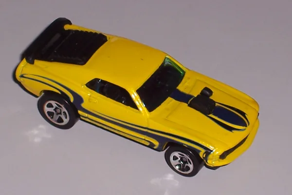 Mustang Mach 1 2008 Hot Wheels (Mystery Cars)