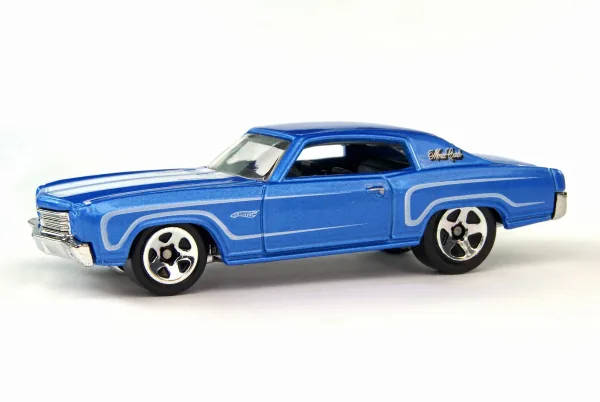'70 Monte Carlo | (3rd Color) 2011 Hot Wheels (Muscle Mania)