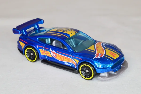 Custom '18 Ford Mustang GT 2020 Hot Wheels (HW Race Team)