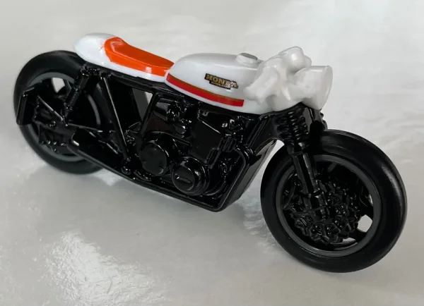Honda CB750 Café | (2nd Color)