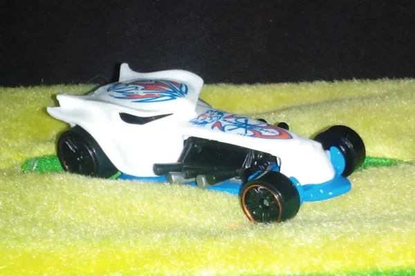 Bad Ratitude | (2nd Color)