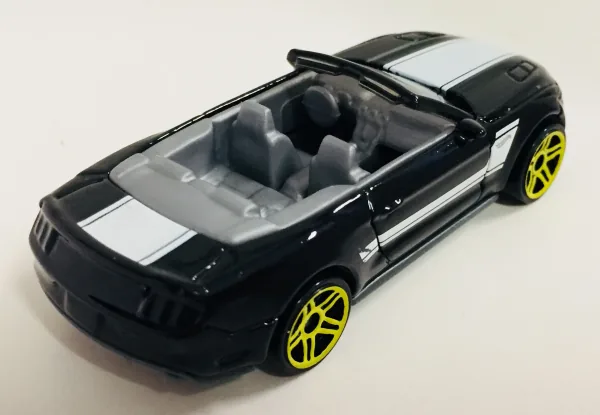2015 Ford Mustang GT Convertible | (2nd Color) 2018 Hot Wheels (Muscle Mania)