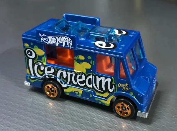Quick Bite 2020 Hot Wheels (HW Art Cars)
