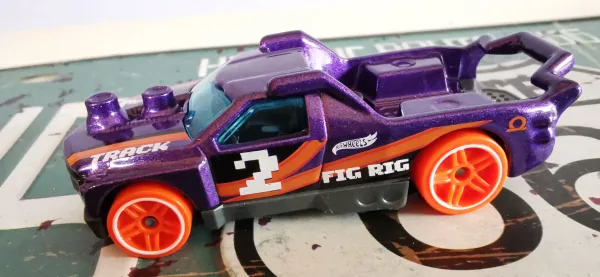 Fig Rig 2021 Hot Wheels (Track Stars)