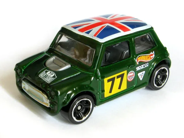 Morris Mini | (2nd Color) 2014 Hot Wheels (HW All Stars)