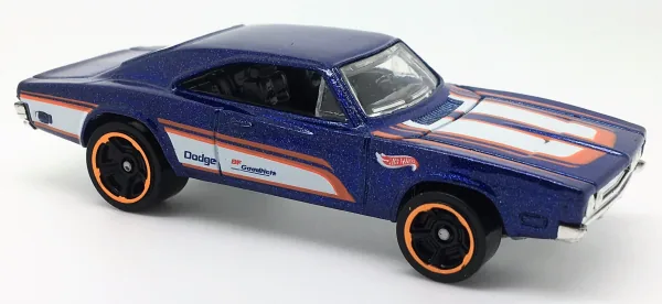 '69 Dodge Charger 500 | (2nd Color) 2018 Hot Wheels (Muscle Mania)