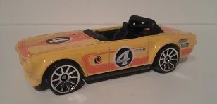 Triumph TR6 2011 Hot Wheels (Track Stars)