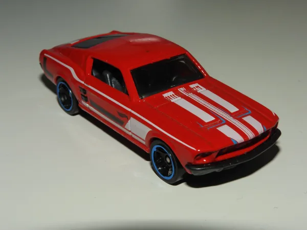 '67 Mustang 2018 Hot Wheels (Then and Now)