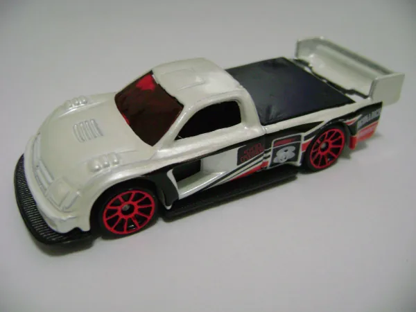 Pikes Peak Tacoma 2006 Hot Wheels (2006 Open Stock)