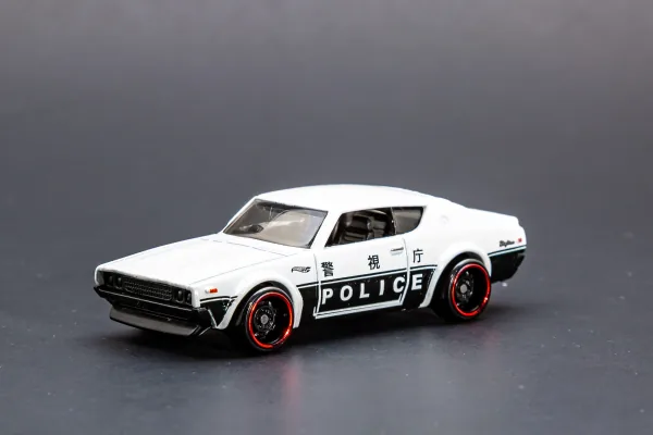 Nissan Skyline 2000 GT-R 2019 Hot Wheels (HW Rescue)