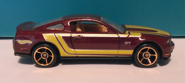 2010 Ford Mustang GT | (3rd Color) 2011 Hot Wheels (Faster Than Ever)