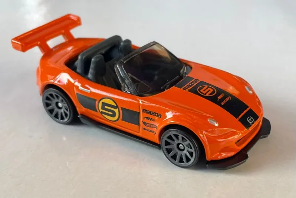 '15 Mazda MX-5 Miata | (2nd Color) 2024 Hot Wheels (HW J-Imports)