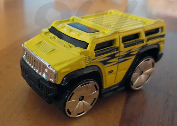 Blings Hummer H2 2004 Hot Wheels (2004 First Editions)