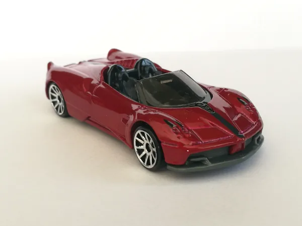 '17 Pagani Huayra Roadster | (2nd Color) 2018 Hot Wheels (HW Exotics)