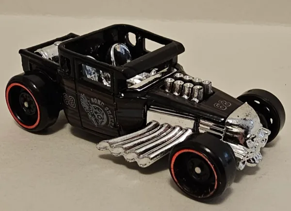 Bone Shaker 2022 Hot Wheels (HW Dream Garage)