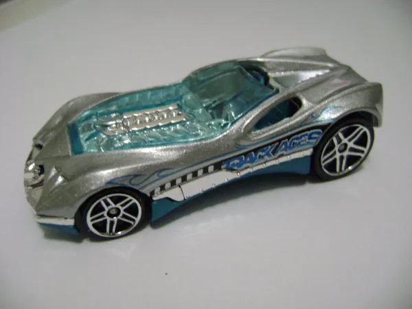 CUL8R 2006 Hot Wheels (Track Aces)