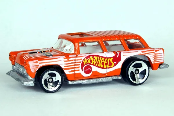 Chevy Nomad 2000 Hot Wheels (2000 Hot Wheels)
