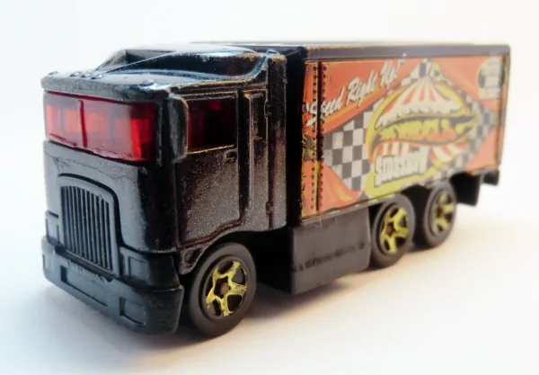 Hiway Hauler 2002 Hot Wheels (2002 Hot Wheels)