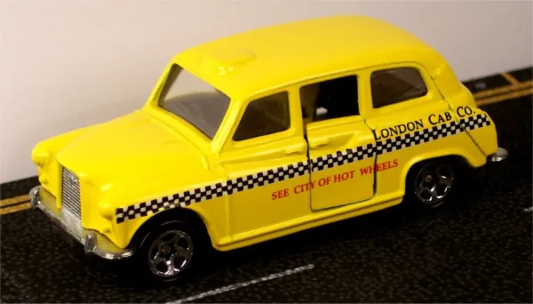 London Taxi 1997 Hot Wheels (1997 Hot Wheels)