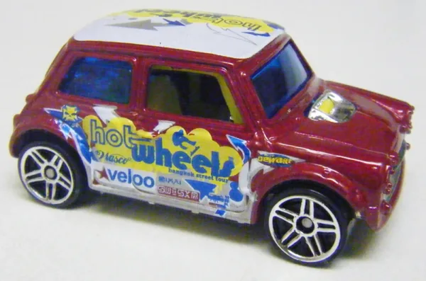 Morris Cooper 2006 Hot Wheels (2006 Open Stock)