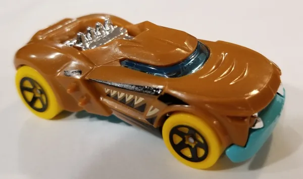 Growler | (2nd Color) 2017 Hot Wheels (Street Beasts)