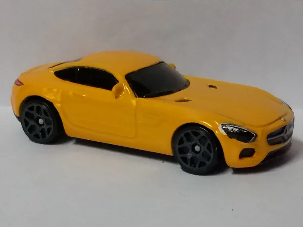 '15 Mercedes-AMG GT