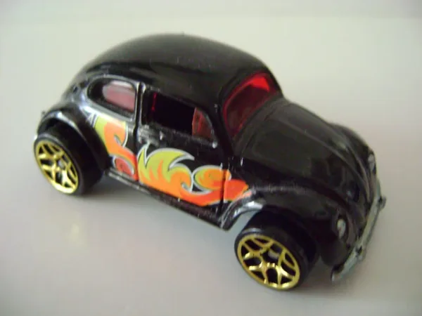 VW Bug 2006 Hot Wheels (2006 Open Stock)