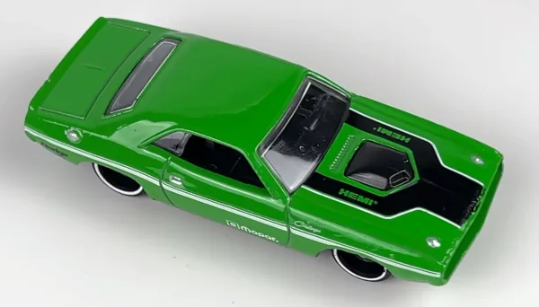 '70 Dodge Hemi Challenger 2023 Hot Wheels (Muscle Mania)
