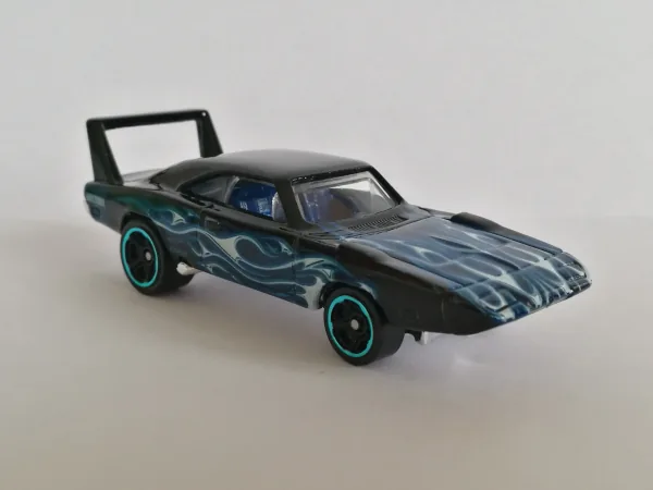 '69 Dodge Charger Daytona 2019 Hot Wheels (HW Flames)