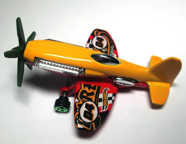 Mad Propz | (4th Color) 2018 Hot Wheels (HW Daredevils)