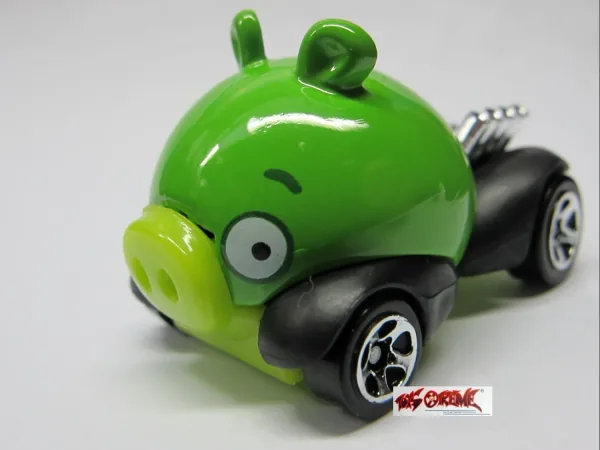 Angry Birds Minion Pig 2012 Hot Wheels (2012 New Models)