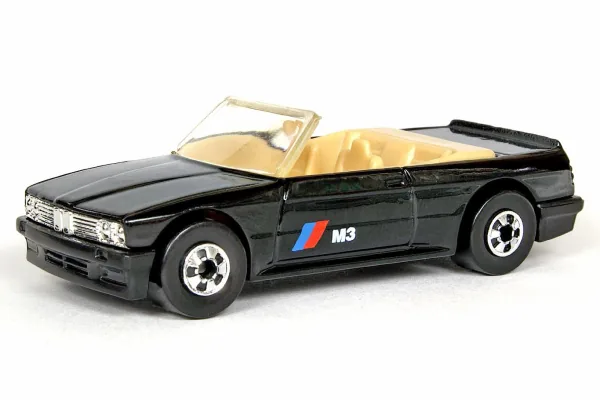 BMW 323