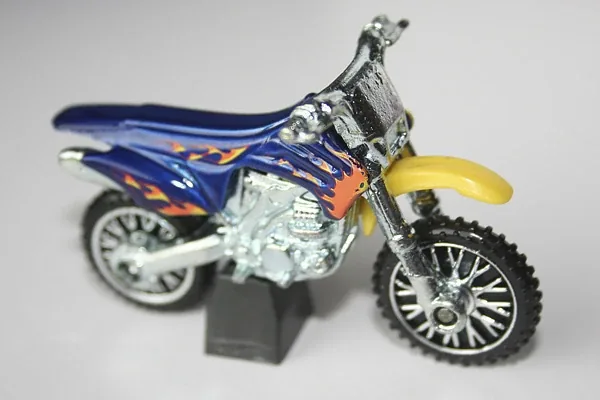 HW450F 2008 Hot Wheels (All Stars)