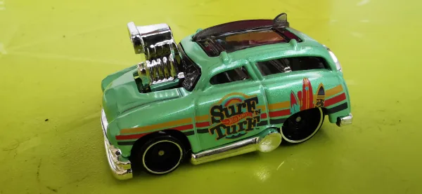 Surf 'N Turf | (2nd Color) 2020 Hot Wheels (Tooned)