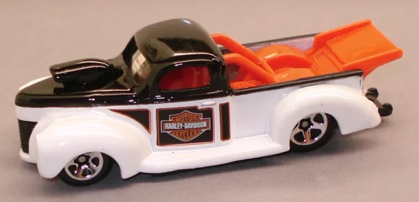 '40 Ford Truck 2001 Hot Wheels (2001 Hot Wheels)
