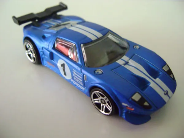Ford GT LM 2009 Hot Wheels (2009 New Models)