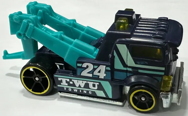 Heavy Hitcher 2024 Hot Wheels (HW Metro)