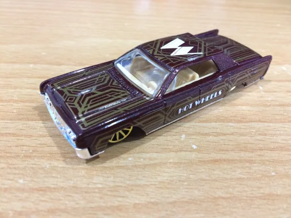 '64 Lincoln Continental 2017 Hot Wheels (HW Art Cars)