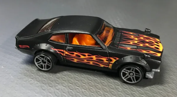 Custom Ford Maverick 2020 Hot Wheels (HW Flames)
