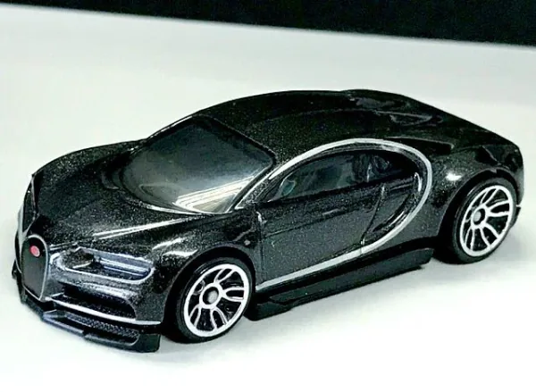 '16 Bugatti Chiron