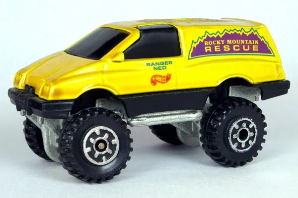 Tall Ryder 1996 Hot Wheels (1996 Hot Wheels)