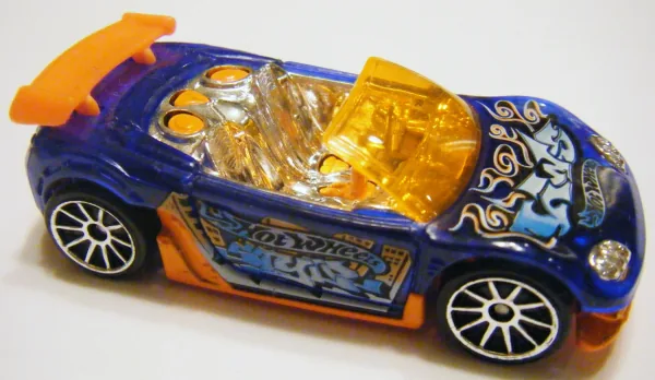 Trak-Tune 2004 Hot Wheels (2004 First Editions)
