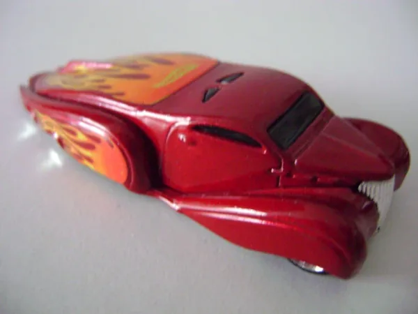 Crooze Ooz Coupe 2004 Hot Wheels (2004 First Editions)